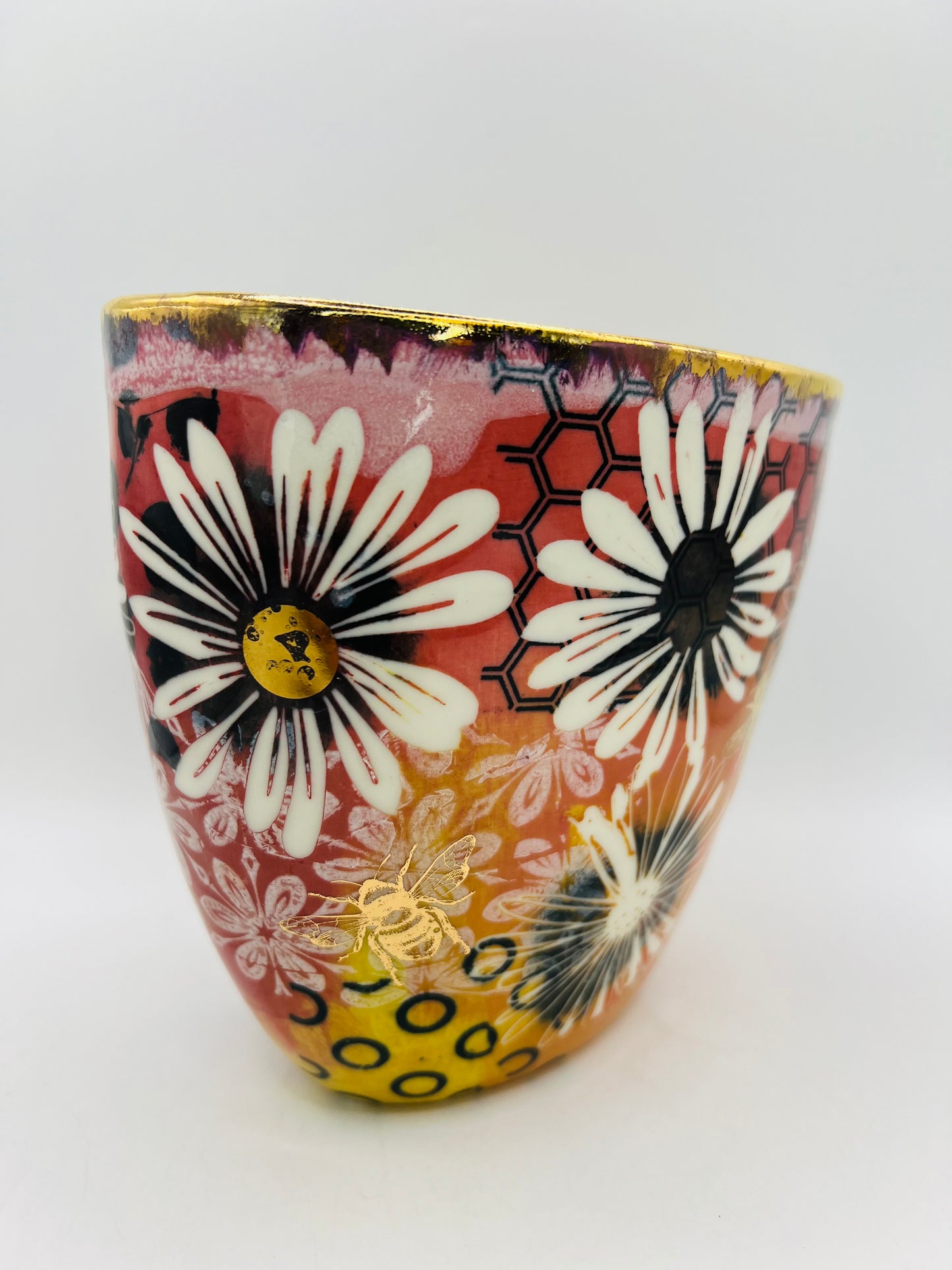 Oval Daisy Dotty Vase